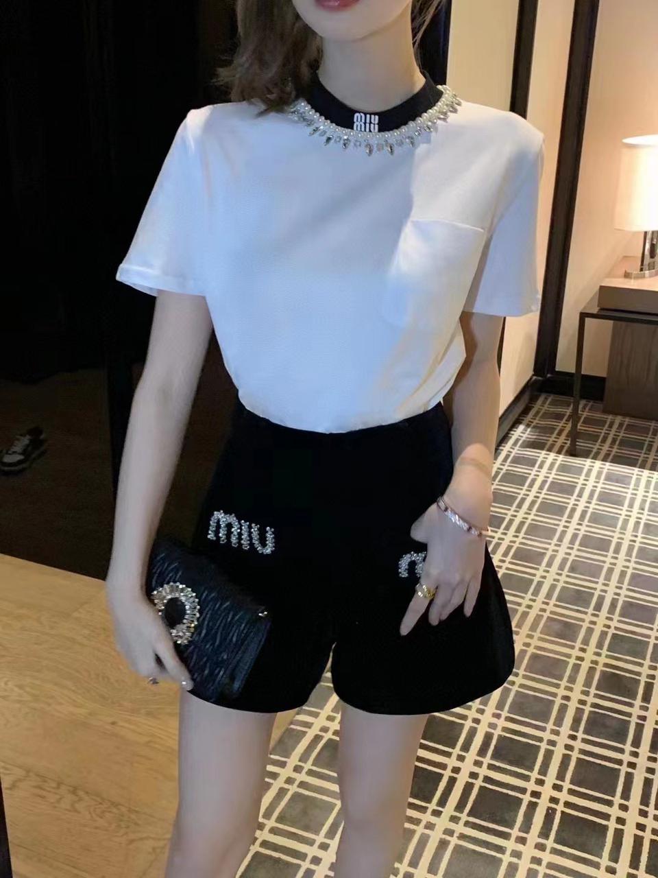 Club factory tops under sales 400
